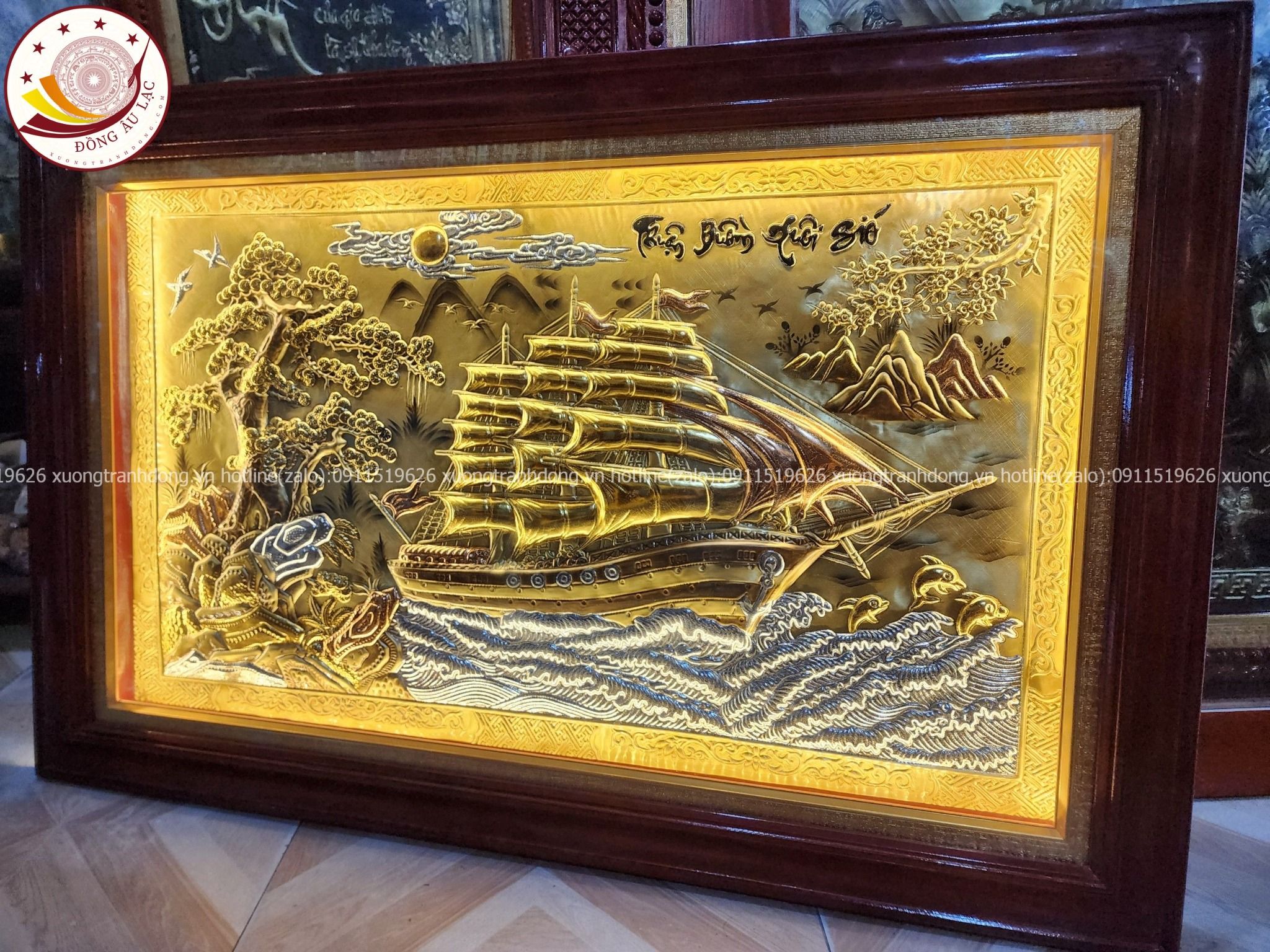 tranh thuan buom xuoi gio bang dong vang nen xuoc dat vang bac kt 72cmx112cm xuong tranh dong