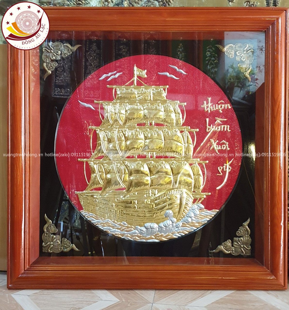 tranh qua tang thuan buom xuoi gio dong vang dat vang kich thuoc 80x80cm mau 1 xuong tranh dong