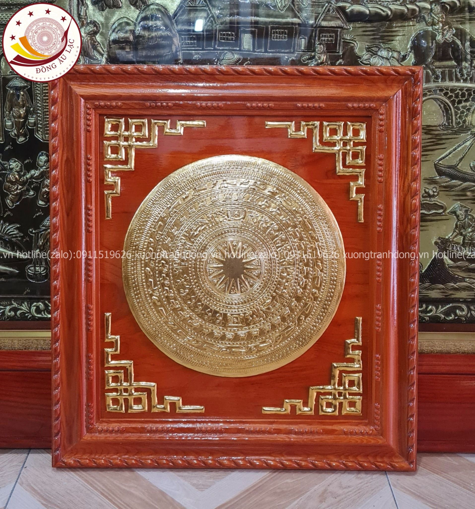 tranh qua tang tranh trong bang dong vang go dat kich thuoc 60x60cm mat trong duong kinh 40cm xuong tranh dong