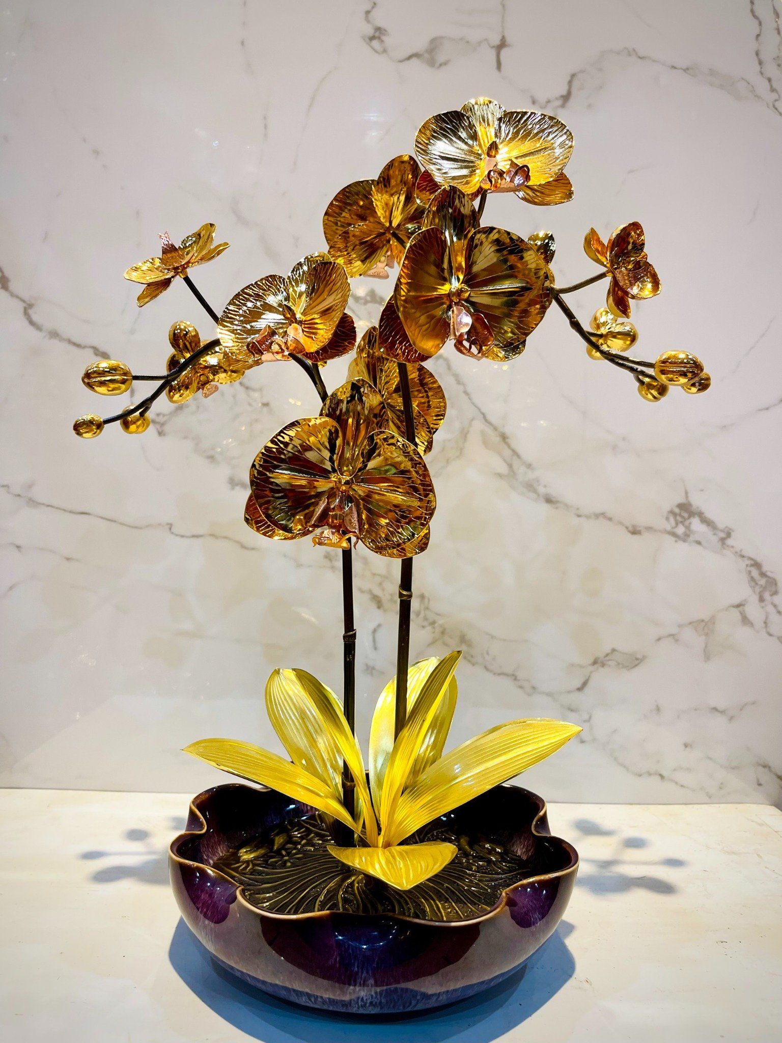 hoa lan 2 than dong vang gia co ma vang 24k cao 42cm mau 1 xuong tranh dong