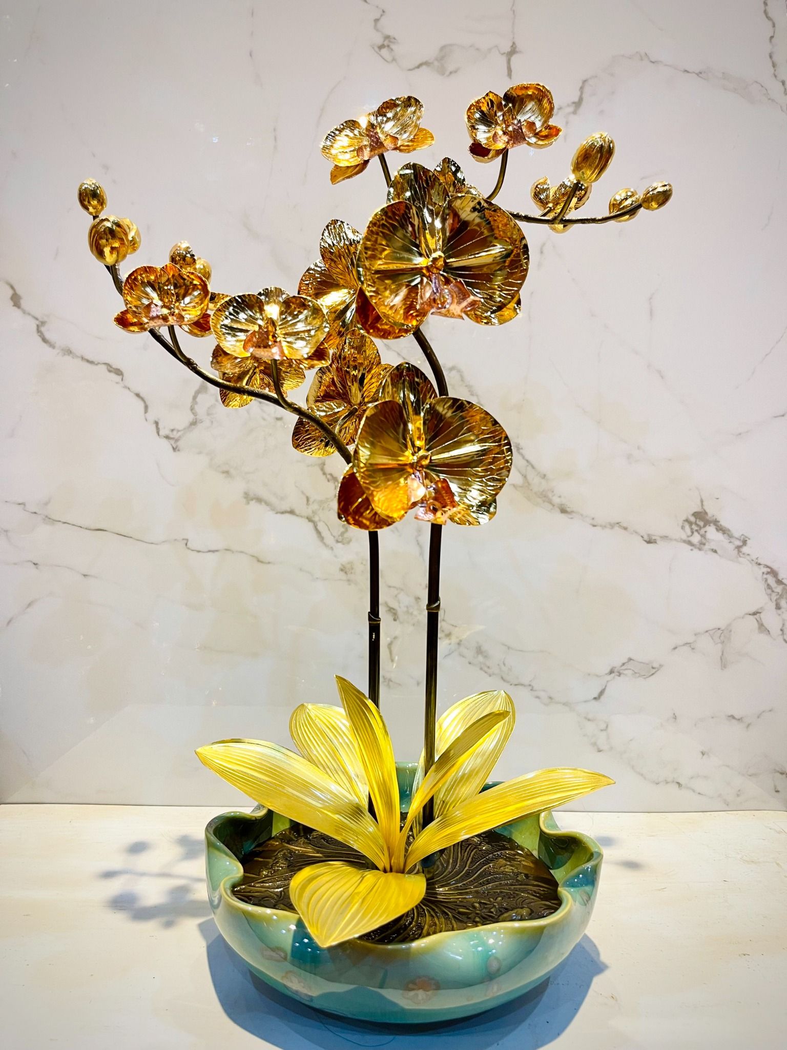 hoa lan 2 than dong vang gia co ma vang 24k cao 42cm mau 2 xuong tranh dong