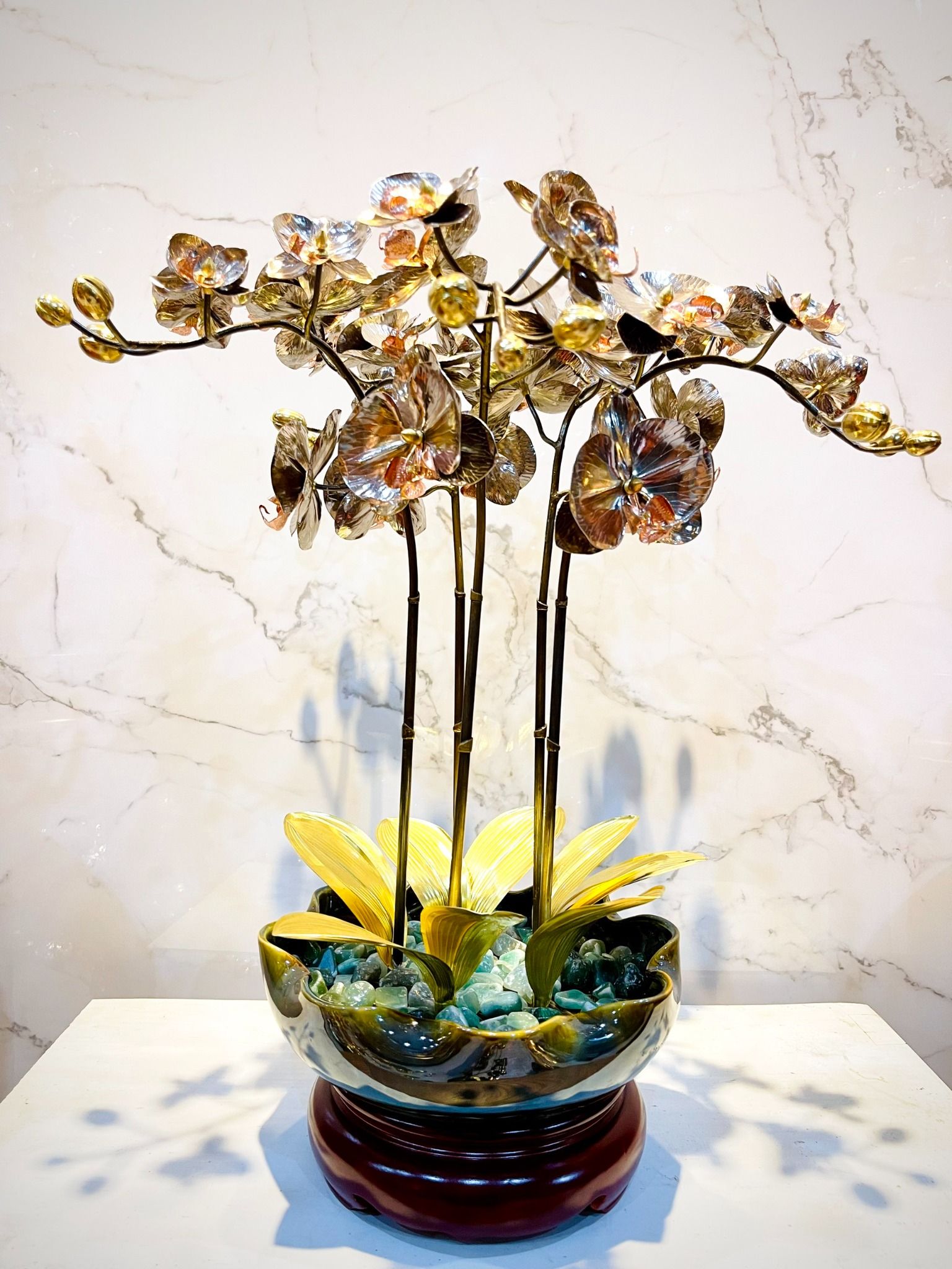 hoa lan 5 than dong vang ma bac than gia co cao 42cm mau 2 xuong tranh dong