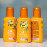  Kem chống nắng Sundance dạng xịt với chỉ số chống nắng SPF 50 chai 200ml 