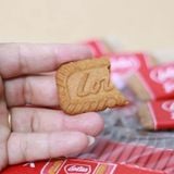  Hộp bánh quy lotus, hộp 300 cái 