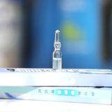  Huyết thanh Balea Beauty Effect 7 Fach Hyaluron, hộp 7 ống 