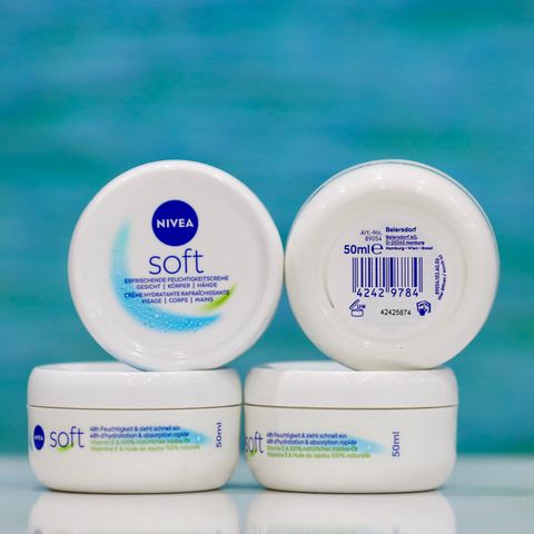  Kem dưỡng da Nivea soft hộp 50ml 