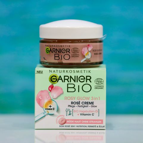  Kem dưỡng da Garnier, hộp 50ml 