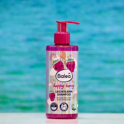  Dầu gội đầu dâu Tây Balea Kids, 250ml 