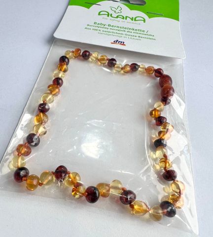  Vòng cổ hổ phách cho bé Alana – Chính hãng DM Đức – 100% hổ phách tự nhiên Baltic – Dài 30cm 