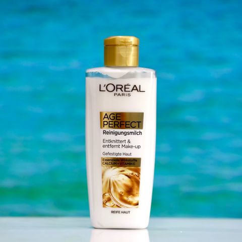  Sữa rửa mặt chống nhăn Loreal 200ml 