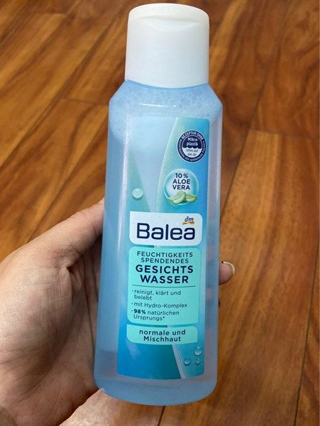  Nước hoa hồng Balea lô hội 