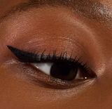  Bút Kẻ Mắt Essence Quick Wing Liner – Kẻ mắt sắc nét, chuẩn đuôi cá chỉ trong tích tắc 