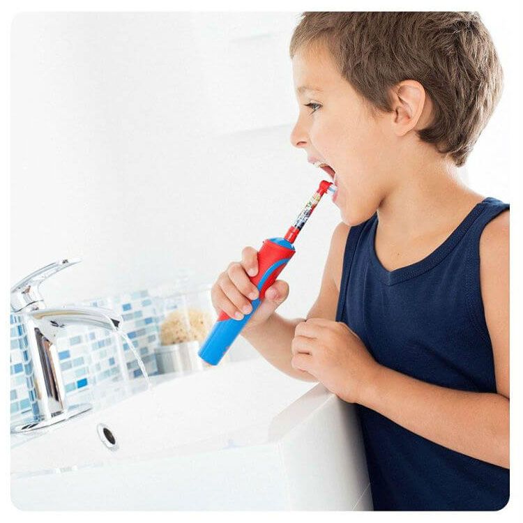 Có nên dùng bàn chải đánh răng điện cho trẻ em không? Các lưu ý ...