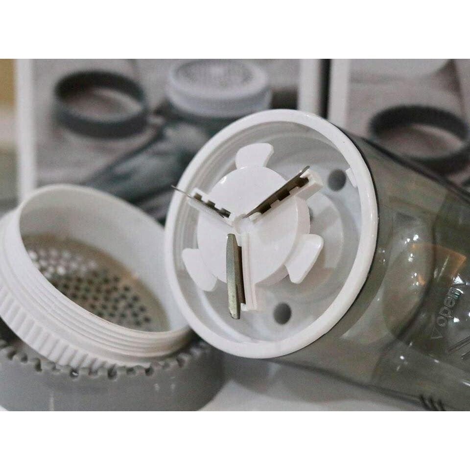  Máy cắt lông xù cầm tay, sử dụng 2 pin AAA tiện lợi, lưỡi dao cực sắc bén sản xuất tại Đức 