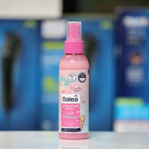  Chai xịt, dưỡng tóc Balea trẻ em chai 150ml 