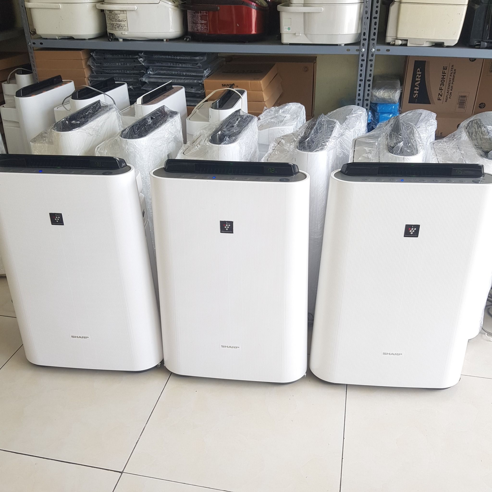 Máy lọc không khí bù ẩm Sharp KC G70