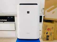MÁY LỌC KHÔNG KHÍ BÙ ẨM SHARP KC J50 mới 100% fullbox