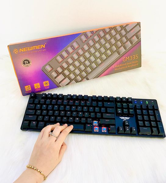 Bàn phím cơ không dây Newmen GM335 Dual Mode Blue sw (USBC/RGB/Pin sạc)