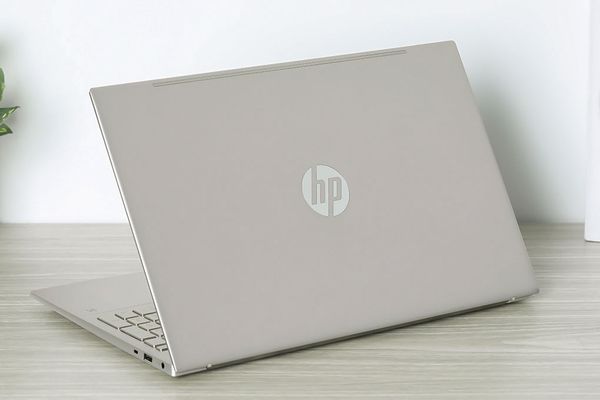 Laptop HP Pavilion 15 eg2035TX (6K781PA) i5 1235U/8GB/512GB/2GB MX550/15.6