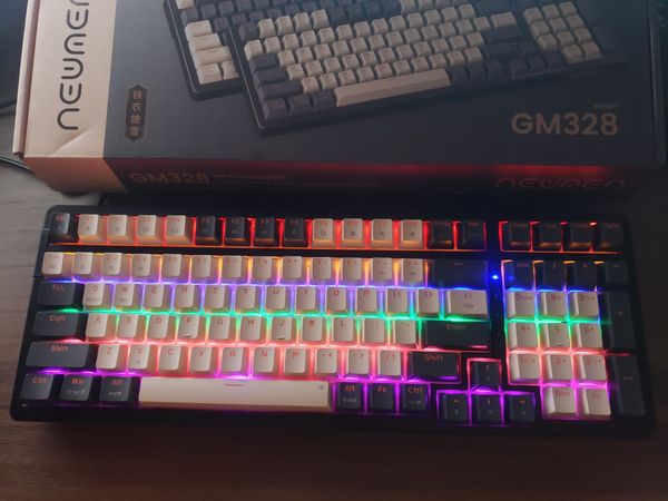 Bàn phím cơ có dây Gaming Newmen GM328 Trắng-Xám RED SW