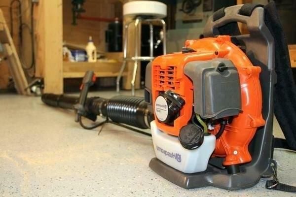 MÁY THỔI LÁ HUSQVARNA 350BT
