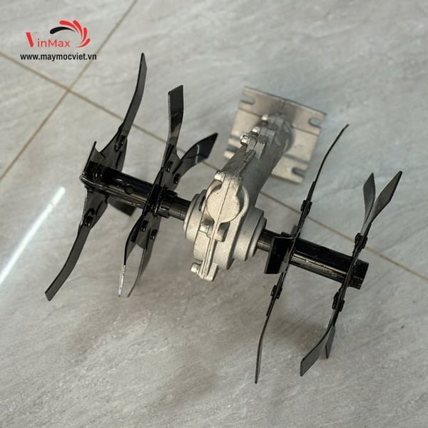 Bộ xới đất gắn máy cắt cỏ  trục 26 hoặc 28, 9 khía