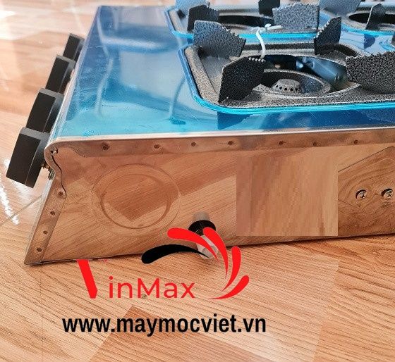 Bếp gas công nghiệp 4 họng chuyên mì cay, bánh xèo, cơm niêu, bò né Vinmax VMB04