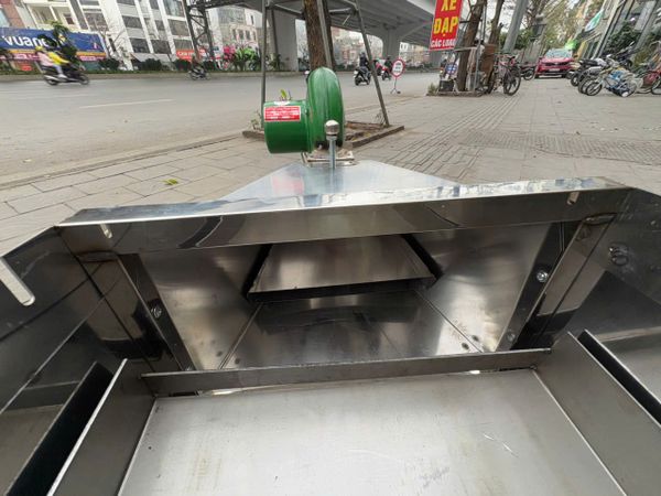 Bếp Nướng Than Hoa 10 Xiên Chất Liệu Inox Có Quạt Gió BX10S