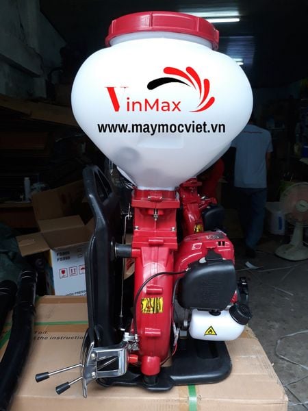 Máy phun thuốc, xạ phân đa năng Z-Kubota GX35 ( 4 Thì)