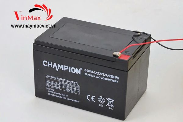 Bình Xịt Điện Champion CP-20BD Bơm Đôi