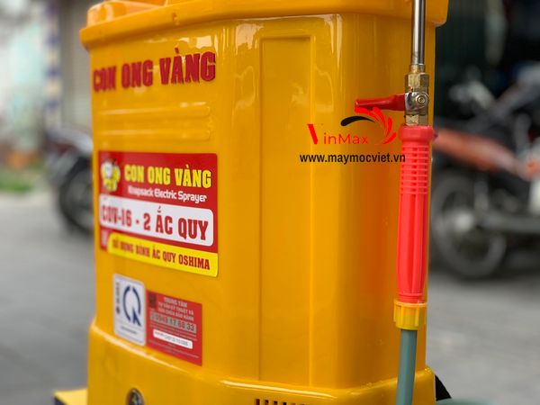 Bình xịt điện CON ONG VÀNG COV16 2 acquy mẫu mới