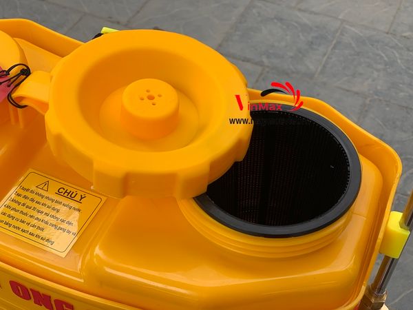 Bình xịt điện CON ONG VÀNG COV16 2 acquy mẫu mới