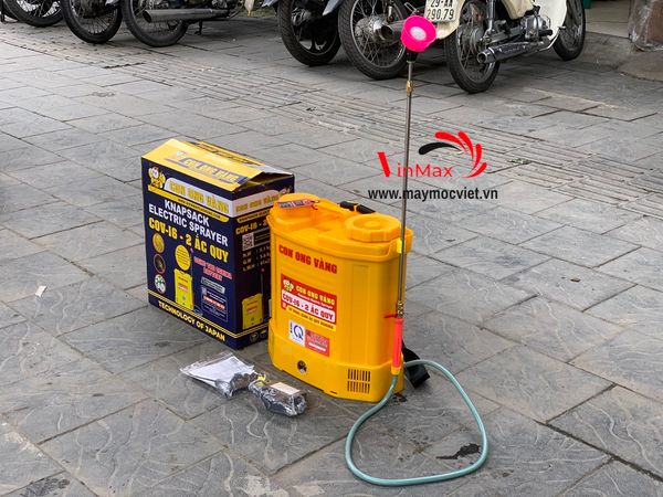 Bình xịt điện Con Ong Vàng COV20 2 acquy