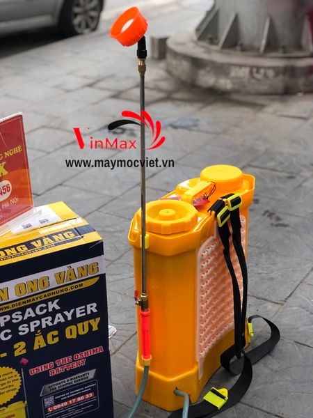 Bình xịt điện Con Ong Vàng COV20 2 acquy