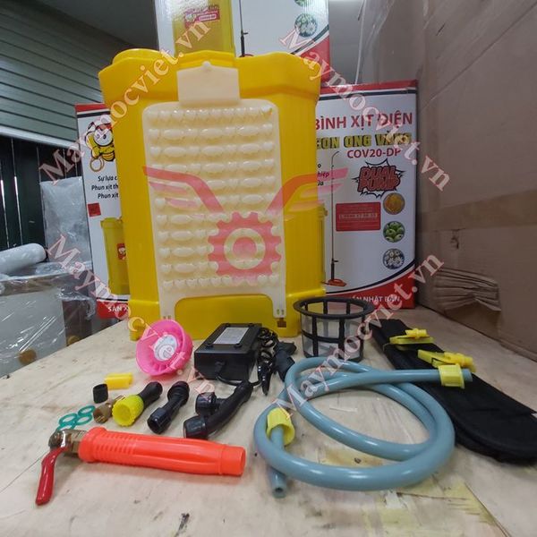 Bình xịt điện bơm đôi Con Ong Vàng COV20-DP