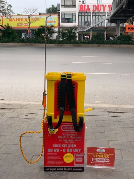 Bình xịt điện Oshima OS20 vàng