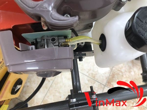 Máy khoan đất đẩy tay Động cơ Mitsubishi TB43