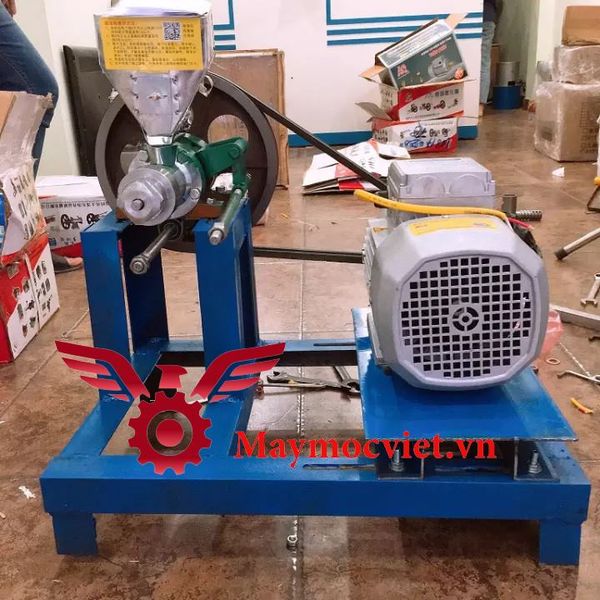 Máy nổ bỏng gạo 1 pha, đầu 7 bec ra 7 loại bỏng VM NB7