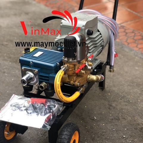Bộ xịt rửa dây đai liền trục Vinmax VM2200