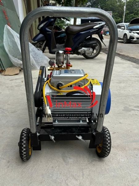 Máy Xịt Rửa Dây Đai Nakawa 2242 – Motor 1.5kW