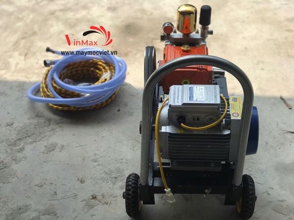 Bộ xịt rửa 3hp Yataka piston sứ kèm motor Toàn Phát
