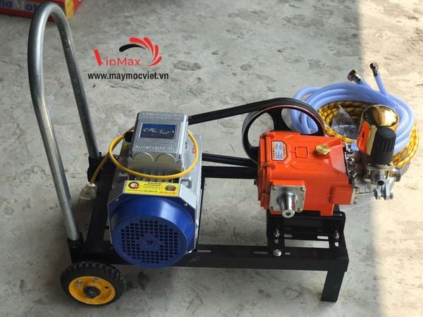 Bộ xịt rửa 3hp Yataka piston sứ kèm motor Toàn Phát