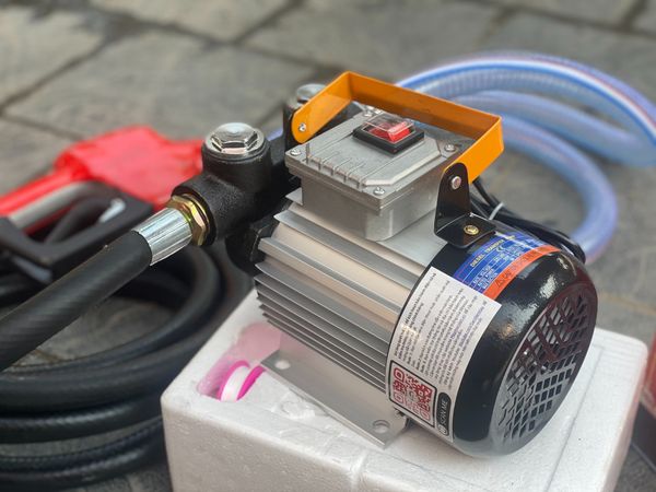 Máy bơm chất lỏng, xăng dầu dùng Vinmax VMD550