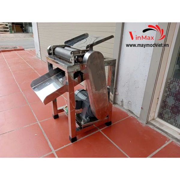Máy cắt bánh phở, bánh canh, thái bánh tráng Turbo TBP17