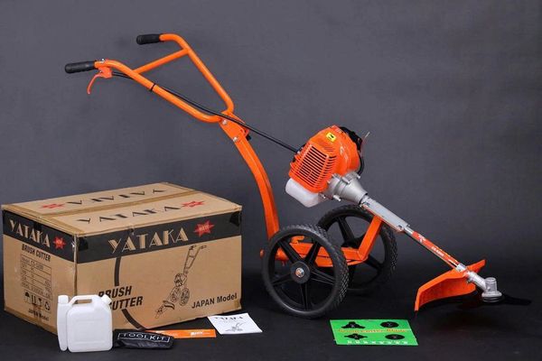 Máy Cắt Cỏ Đẩy Tay Yataka CS-5200