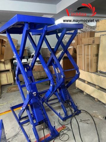 Cầu nâng cắt kéo âm nền 3.5 tấn TURBO TB3500