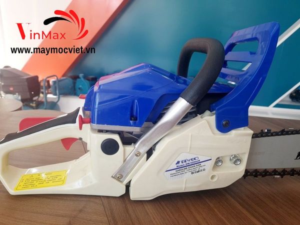 Máy cưa xích chạy xăng Dewoo DW-5200CR