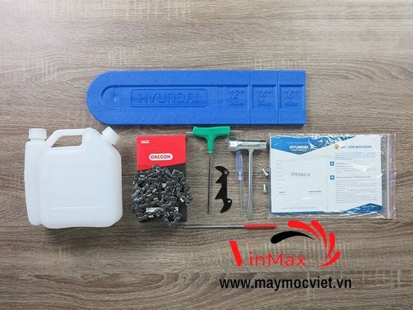 Máy cưa xích Hyundai HD-4111