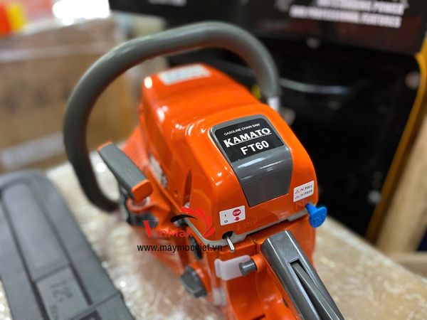Máy Cưa Xích 2 Thì 2.2Kw Kamato FT60