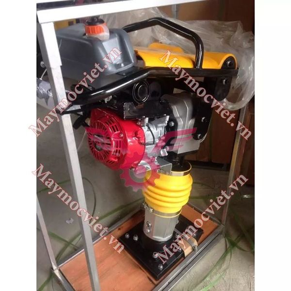Đầm cóc chạy xăng RM80 động cơ Honda GX160